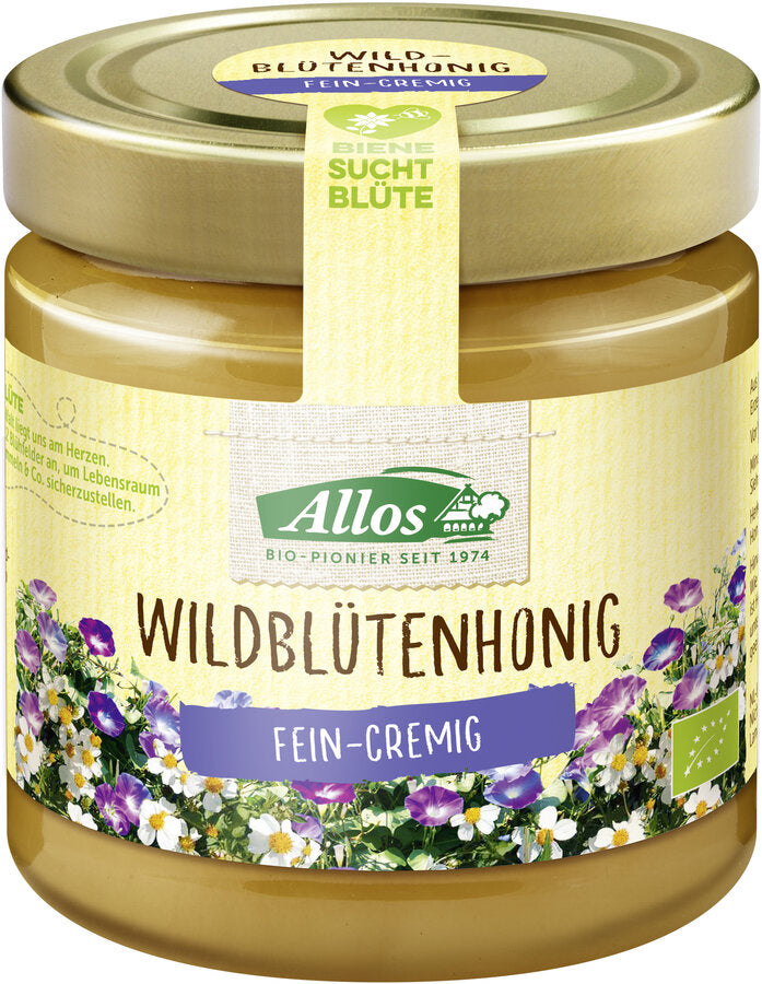 For the allos organic wild blossom honey, bees collect the nectar fragrant flowers from a diverse flora. The harmony of this enchanting biodiversity gives this honey its perfect, fine-creamy and rounded mild mild aroma. It is particularly suitable for sweetening pastries, desserts and in hot milk.