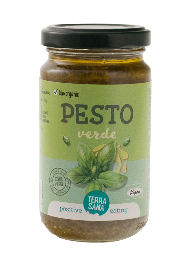 Pesto without cheese: This is delicious! A nice mix of really good organic nuts, herbs and extra native olive oil. A profit in every respect!