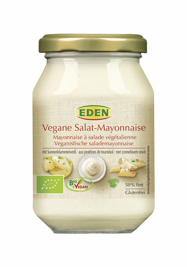 With sunflower protein and only 50 % fat a mayonnaise, which impresses with several advantages: - without egg prepared - without citric acid - without flavors - only 50 % fat The fine type of appeal ...