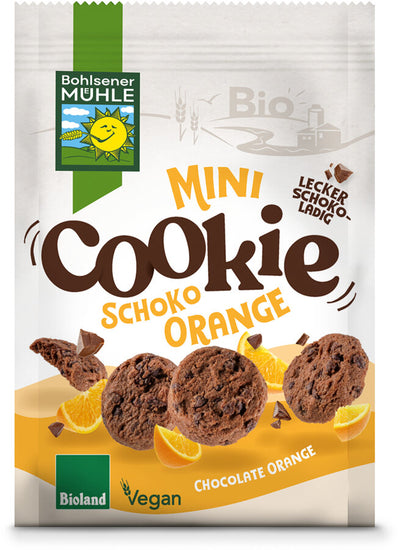 Just the right thing for the small gourmet in between: the Mini cookie chocolate orange! Travel to a crispy cookie world: In your Mini cookie, Feinherbe delivers dark chocolate on really fruity orange! This strong station wagon will sweep you away and will not let go: access and enjoy the chocolate explosion! The Mini cookie of the Bohlsen mill are baked with organic wheat flour from the in-house watermill in Bohlsen, sweetened with Bioland beet sugar from Germany.
