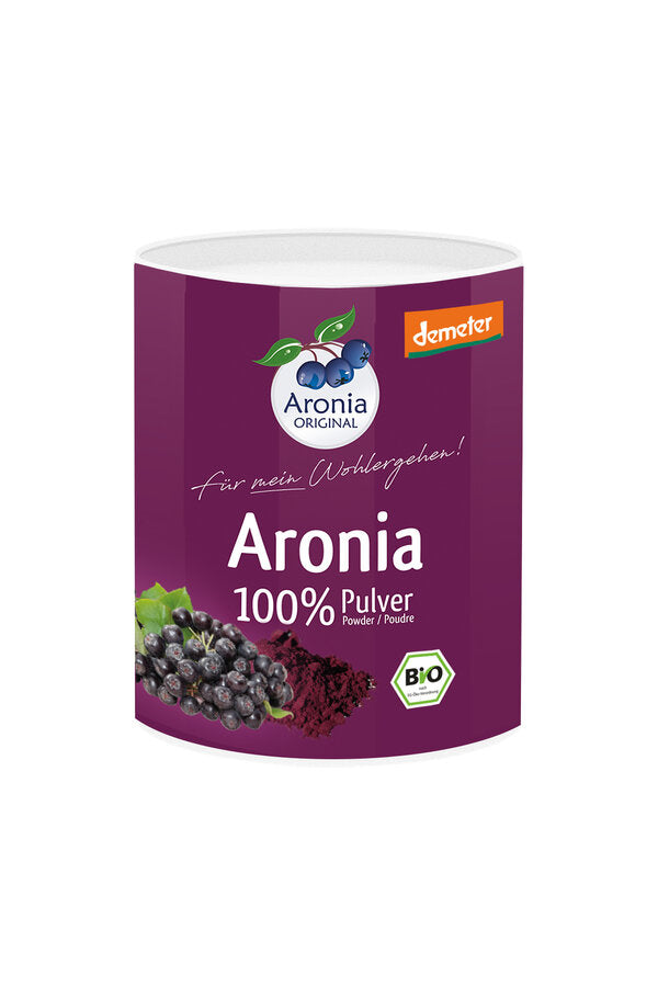 The organic aronia powder from the pomace can be added individually and as required. Customers tell us that they stir in small amounts of the powder into their muesli, add to the yogurt, add their own bread or add their homemade jam. Most of the time, already small quantities are sufficient.