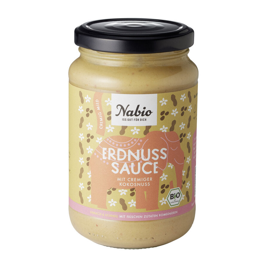 The combination of finely chopped peanuts, authentic spices of Indonesian cuisine and a mild coconut note makes this sauce a classically high-quality peanut sauce. Fits perfectly with rice dishes and fresh vegetables.