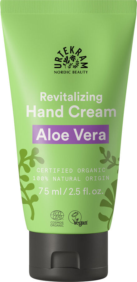 Discover the feeling of silky tender well -kept hands! The combination of regenerating aloe vera extract and nourishing shea butter gives long -lasting moisture and regenerates the skin. Sun -ripened oranges give the hand cream a fresh note, while ingredients such as jojoba oil and lemon grass oil donate their rich nutrients and give your hands new strength. The Aloe Vera series is a tribute to one of the most important medicinal plants in nature.
