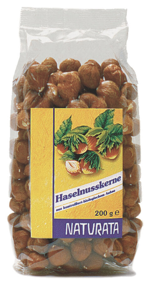 Hazelnuts from controlled organic cultivation. Raw food quality.