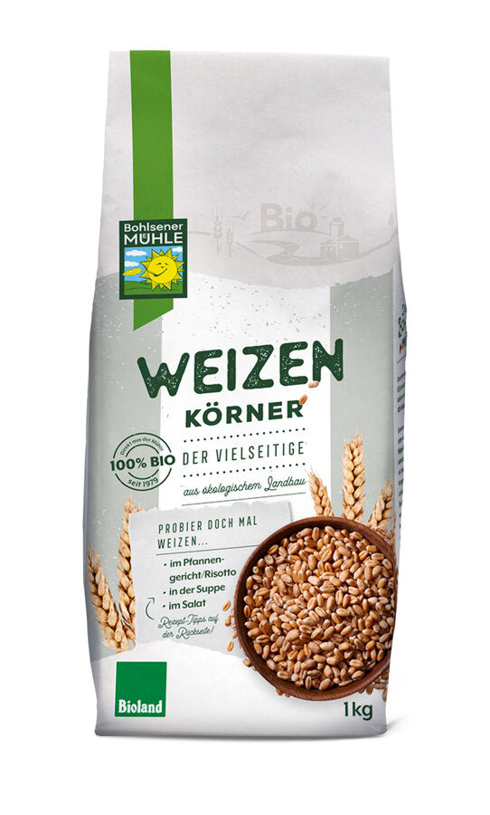 From the field to the product, we are committed to more diversity. Through joint cultivation planning with our partner farmers, we create good prerequisites to grow various grain and pseudo gray -an important contribution to biodiversity and soil fertility. Our wheat from German Bioland cultivation is now available in an appealing packaging of 100% paper with recipe tips on the front and back as well as information about the Bohlsen mill.